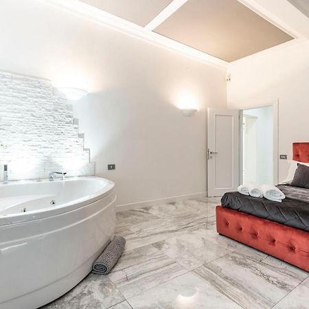 Trevi Luxury Apartment Jacuzzi Roma Exterior foto